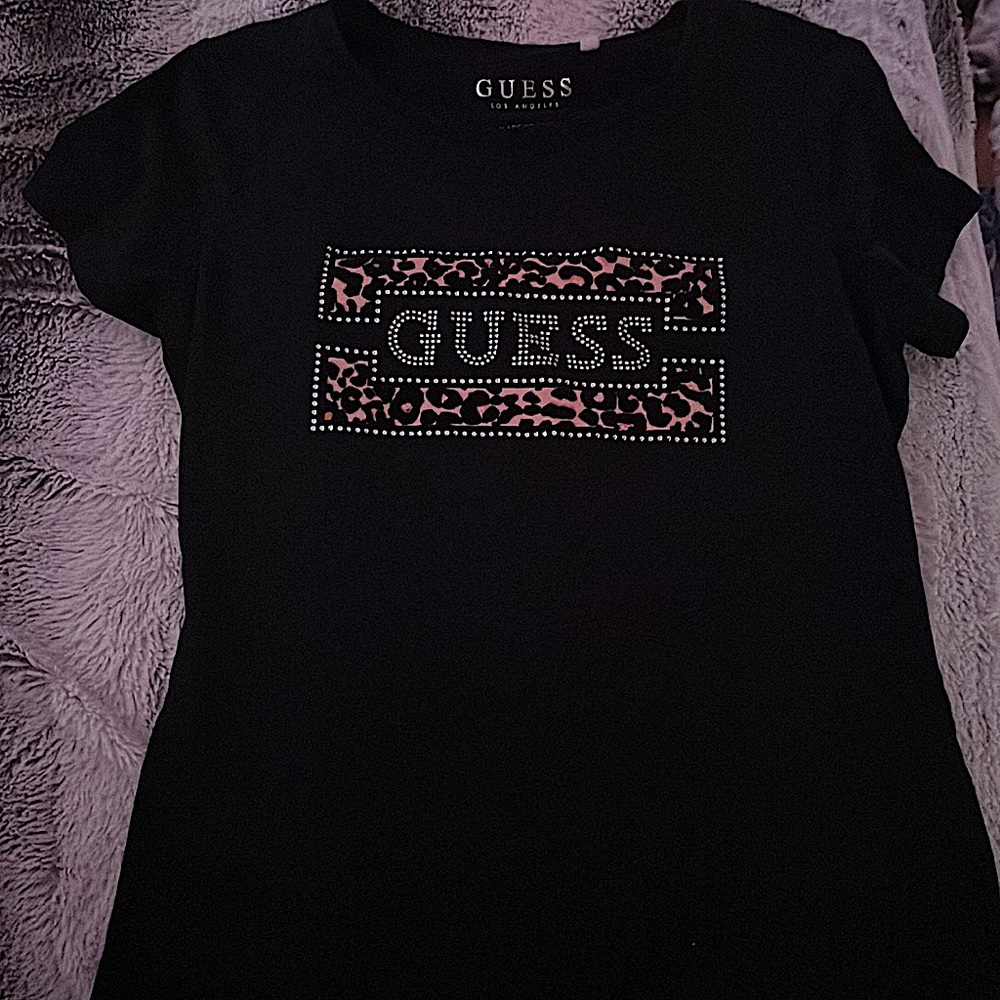 Guess Top